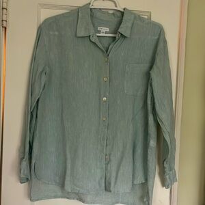 J. Jill light mint green Linen Blouse Like New 6P also fine for 6 regular